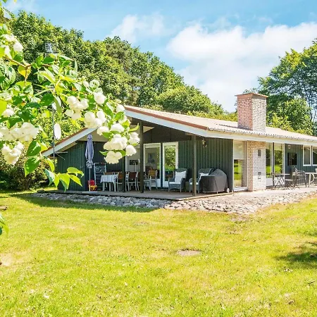 6 Person In Glesborg-by Traum Bønnerup